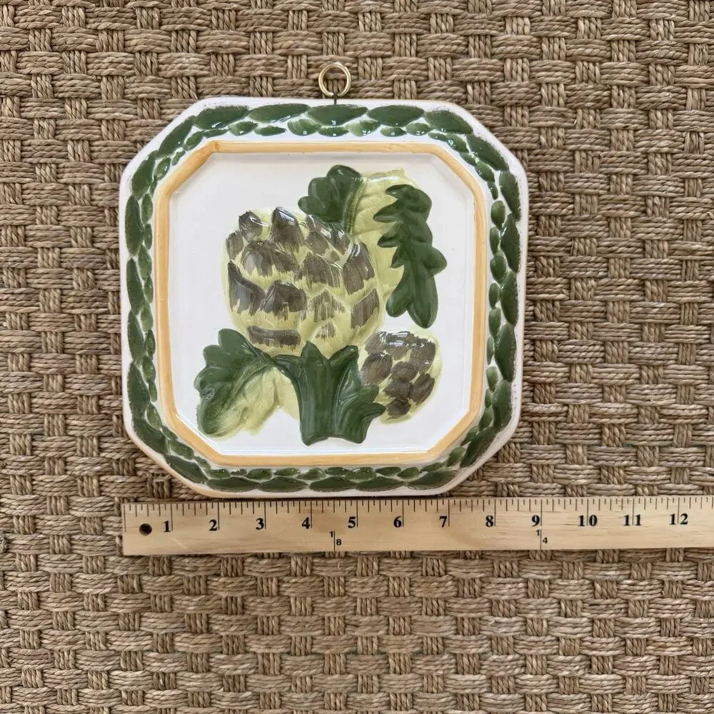 Vintage Ceramic Artichoke Mold Wall Hanging 8” X 8” Italian